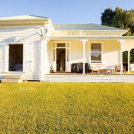 Villa Mill House à Pohokura Extérieur photo